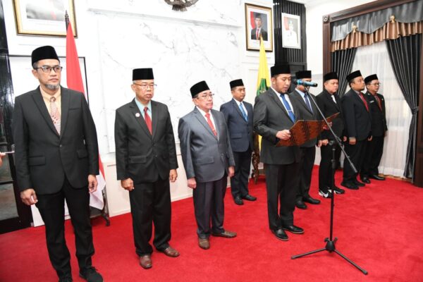Bupati Sumenep Lakukan Rotasi ASN Bertahap, Tekankan Profesionalisme dan Evaluasi Kinerja Pejabat