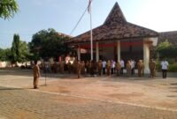 Sekcam Baru Pimpin Apel Gabungan Perdana, Kecamatan Dasuk Perkuat Disiplin dan Sinergi Lintas Sektor