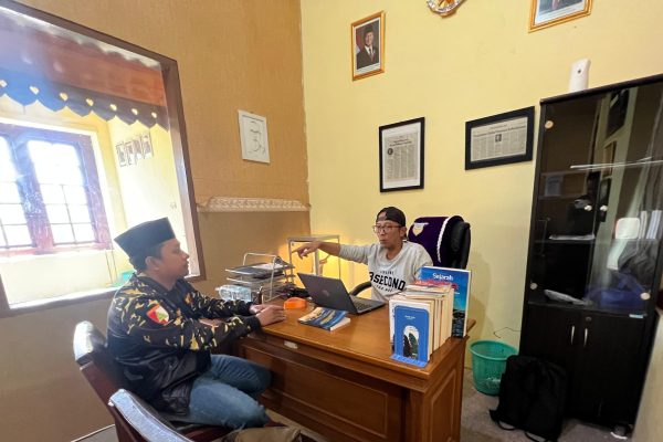 Cagas budaya dalam bahaya, asta tinggi terancam oleh aktivitas tambang Galian C. GP Ansor Jatim dan TACB mendesak tutup tambang tersebut untuk lestarikan warisan leluhur, jangan digali untuk kepentingan sesaat. ©okedailyjatim