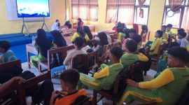 Masa pengenalan lingkungan sekolah tahun ini dikemas berbeda. SMPN 1 Nonggunong fokus menciptakan suasana aman, inklusif, dan menyenangkan. Tujuannya jelas, membentuk karakter positif siswa sejak awal dan membangun budaya belajar yang sehat. ©okedaily jatim 
