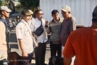Kepala UPTD Pasar Diskop UKM dan Perindag Kabupaten Sumenep Subaidi SH Saat Meninjau Pasar Pragaan 