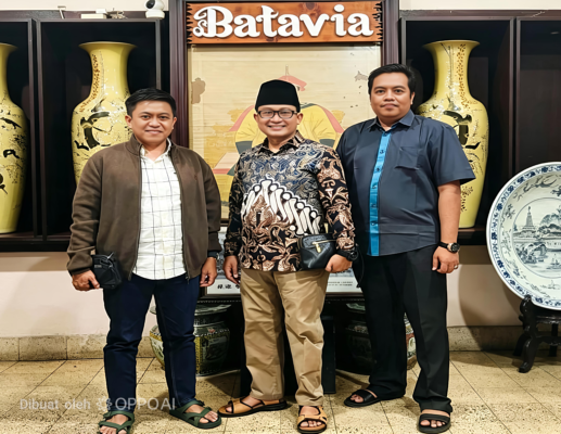 Direktur Naghfir's Institute Dr. Naghfir Bersama Imam Buchori 