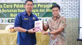 Direktur Naghfir's Institute Dr. Naghfir Bersama Kepala KPP Pratama Sumenep, Mohammad Rasyid Ridho
