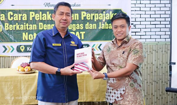 Direktur Naghfir's Institute Dr. Naghfir Bersama Kepala KPP Pratama Sumenep, Mohammad Rasyid Ridho