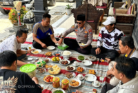 Lawyer Bambang Hudhowi Saat Menerima Silaturahmi Kapolsek Bluto AKP Agus Sugiharto beserta jajaran dirumah Kediamannya, Jum'at (07/08/2026)