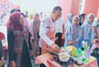 Kepala Bapenda Sumenep Ferdiansyah Tetrajaya SH Saat Lomba Masak Mie Goreng Antar Pimpinan OPD di HUT RI ke-81 Pemkab Sumenep, Rabu (05/08/2026)