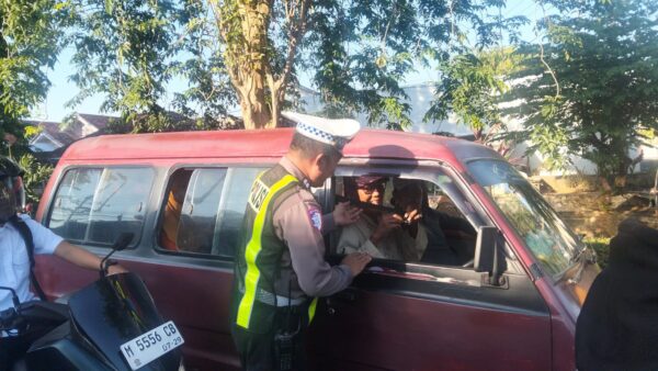 Polantas Menyapa di Sumenep, Polisi Hadir di Tengah Warga Bangun Budaya Tertib Berlalu Lintas
