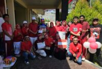 Kadinsos P3A Kabupaten Sumenep Dr. R. Abd. Rahman Riadi Foto Bersama Dengan Pemenang Lomba di Halaman Kantor Setempat, Jum'at (21/08/2026)