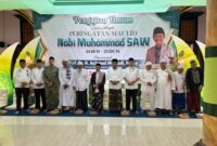 Wakil Komandan Batalyon (Wadan Yonif). Para prajurit mengikuti Peringatan Maulid Nabi Muhammad SAW di Masjid Jamik Sumenep, Selasa (25/08/2026)