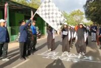 Semarak HUT RI ke-81, Kepala Kemenag Sumenep Lepas Gerak Jalan KKMI Rubaru