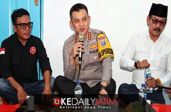 Kapolresta Sumenep Kombes Pol Ariek Indra Sentanu SH SIK MH (Tengah) Ketua AWDI M. Rakip, Dewan Penasehat Hukum AWDI Bambang Hudhawi 
