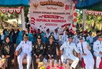 Camat Ambunten Moh. Zaini, S.Sos, M.si bersama Forkopimka dan Tamu Terundang Lainnya Di Saat Peringatan HUT RI ke-81 di Pemerintahan Kecamatan Ambunten, Senin (17/08/2026)