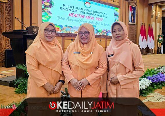 Ketua DWP Kabupaten Sumenep, Diah Suryani Agus Bersama Pengurus 