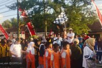 Ribuan Warga Tumpah Ruah, JJS Kecamatan Gapura Berlangsung Meriah dengan Pengawalan TNI-Polri