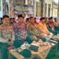 Camat Raas Achmad Fikri (Tengah) Dandim Letkol Inf Citra Persada dan Kapolsek Raas Saat Mengikuti Vitcon Bersama Presiden Prabowo Subianto, Kamis (13/08/2026)