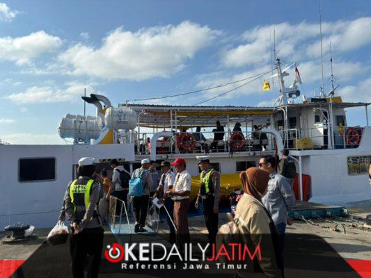 Polantas Menyapa di Pelabuhan Kalianget, Satlantas Polresta Sumenep Gebrak Kesadaran Warga