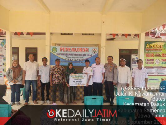 Mewakili Camat Dasuk Sekcam Kamaruddin Menyalurkan Bantuan di Dua Desa Bersama Forkopimka Dasuk, Rabu (09/09/2026)