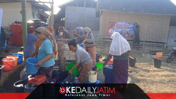 Kekeringan Melanda Gayam, Dinsos P3A Sumenep Kirim Air Bersih ke 18 Titik