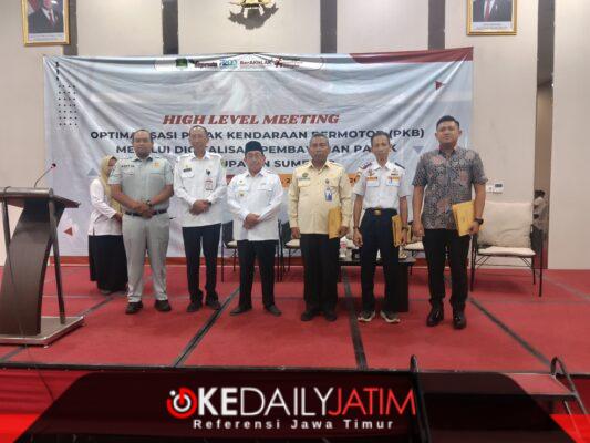 Wabup Sumenep, KH..Imam Hasyim SH MH di Acara HLM Optimalisasi PKB Melalui Digitalisasi Pembayaran Pajak di Kabupaten Sumenep, Hotel Kaberaz, Rabu (23/09/2026)