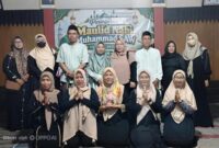 Foto Bersama Kepala Pelaksana BPBD Sumenep Kamiluddin Bersama PLT Camat Gapura Darto Santoso dan Ibu DWP Kecamatan Gapura