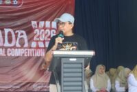Kepala Cabang Dinas Pendidikan Wilayah Kabupaten Sumenep, Dr. Rusly, S.Pd., M.Pd., Saat Memberikan Sambutan di CFC di Lapangan SMAN 2 Sumenep 