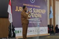 Bupati Sumenep Dr H Achmad Fauzi Wongsojudo SH MH Saat Memberikan Sambutan di Pengukuhan Jurnalis Sumenep Independen Di Ballroom Myze Hotel Sumenep, Selasa (15/09/2026)