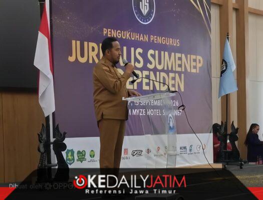 Bupati Sumenep Dr H Achmad Fauzi Wongsojudo SH MH Saat Memberikan Sambutan di Pengukuhan Jurnalis Sumenep Independen Di Ballroom Myze Hotel Sumenep, Selasa (15/09/2026)
