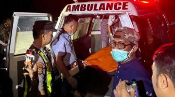 Mayat Misterius Ditemukan di Pinggir Pantai Pakandangan Barat Sumenep, Polisi Turun Tangan
