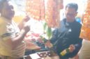Satresnarkoba Polresta Sumenep Bongkar Simpanan Puluhan Botol Miras di Toko Kelontong Bangselok