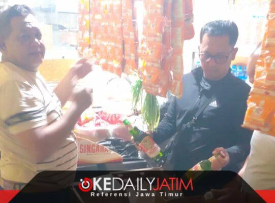 Satresnarkoba Polresta Sumenep Bongkar Simpanan Puluhan Botol Miras di Toko Kelontong Bangselok