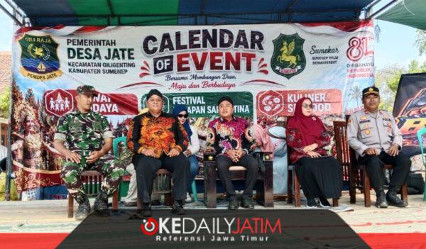 Camat Giligenting Akhmad Hidayat, ST, MSI Mendampingi Kadisbudparopar Faruk Hanafi, S.Sos, MSI dan Forkopimka Giligenteng di Acara Calendar of Event Sumenep 2026 Festival Kerapan Sapi Betina di Giliraje Kecamatan Giligenteng, Minggu (20/09/2026)