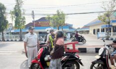 Dorong Budaya Tertib di Jalan, Satlantas Sumenep Apresiasi Pengendara yang Patuh