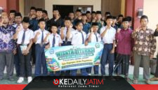 60 Siswa MTs-MA Bustanul Ulum Ellak Daya Menyusuri Dunia Literasi di Perpusda Sumenep