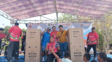Kabiro Detik One Akhmadi Bersama Ketua Tim Viral Kepulauan Bapenda Sumenep Suhermanto SE ME di Acara JJS Viral Kepulauan, Minggu (11/10/2026)