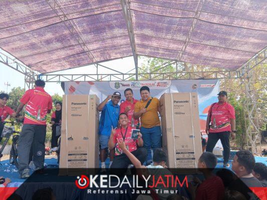 Kabiro Detik One Akhmadi Bersama Ketua Tim Viral Kepulauan Bapenda Sumenep Suhermanto SE ME di Acara JJS Viral Kepulauan, Minggu (11/10/2026)