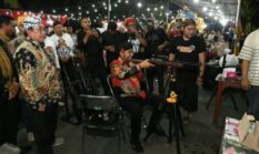 Bupati dan Wabup Sumenep Jajal Uji Tembak Akik di Pameran Labang Mesem 2026