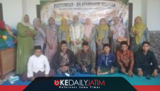 Keluarga besar Alumni PGAN Sumenep Angkatan 1990 kembali menggelar pertemuan bulanan di kediaman Sahabat Raji, Pamekasan, Minggu (11/10/2026)