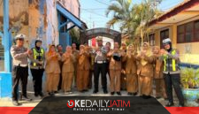 Satlantas Polresta Sumenep menggelar Police Goes to School di SMP Negeri 5 Sumenep, Senin (12/10/2026)