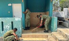 Perkuat Kemanunggalan TNI dan Rakyat, Yonif TP 931/KJ Gelar Karya Bakti di Masjid Sumenep