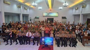 Minggu Kasih di GPdI Sumenep, Kapolresta Ariek Indra Sentanu Perkuat Pesan Toleransi dan Kerukunan