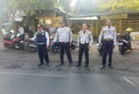 Kasi Lalin Disperkimhub Akhmad Zaidi Bersama Anggota Saat PAM Wisuda Unija, Rabu (21/10/2026)