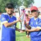 Bupati Sumenep Dr H Achmad Fauzi Wongsojudo SH MH dan Kadisdik H. Moh. Iksan SPD MT di Pembukaan Mini Soccer SD di Gor A Yani Pangligur Sumenep 