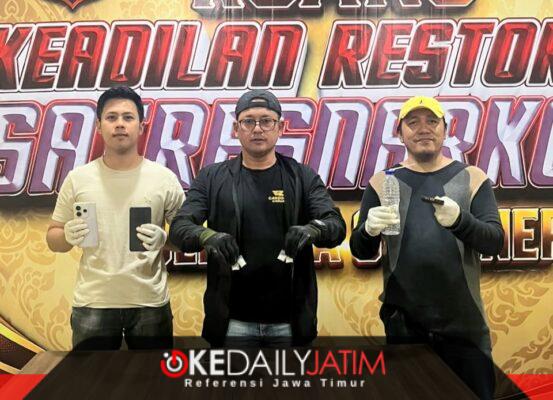 Anggota SatresNarkoba Polresta Sumenep Bersama Barang Bukti (BB) Yang Berhasil Diamankan 