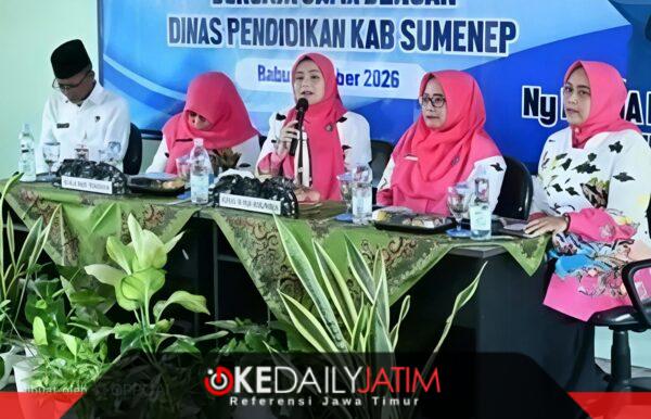 Ketua TP PKK Kabupaten Sumenep Hj. Nia Kurnia Fauzi 