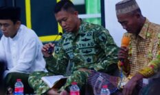 Doa dan Tadarus di Masjid Soekambang, Yonif TP 931 Pererat Kedekatan dengan Warga