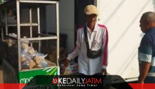 KBS Sumenep Salurkan Nasi Bungturat di Jalan Urip Sumoharjo Desa Pabian, Jum'at (23/10/2026)